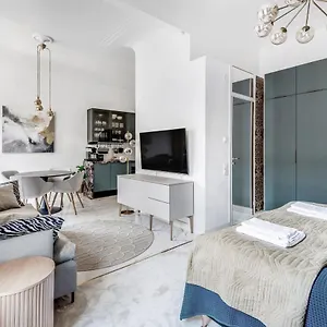 Wehost Marble And Brands In The Heart Of @vuorikatu 8 Apartment Helsinki